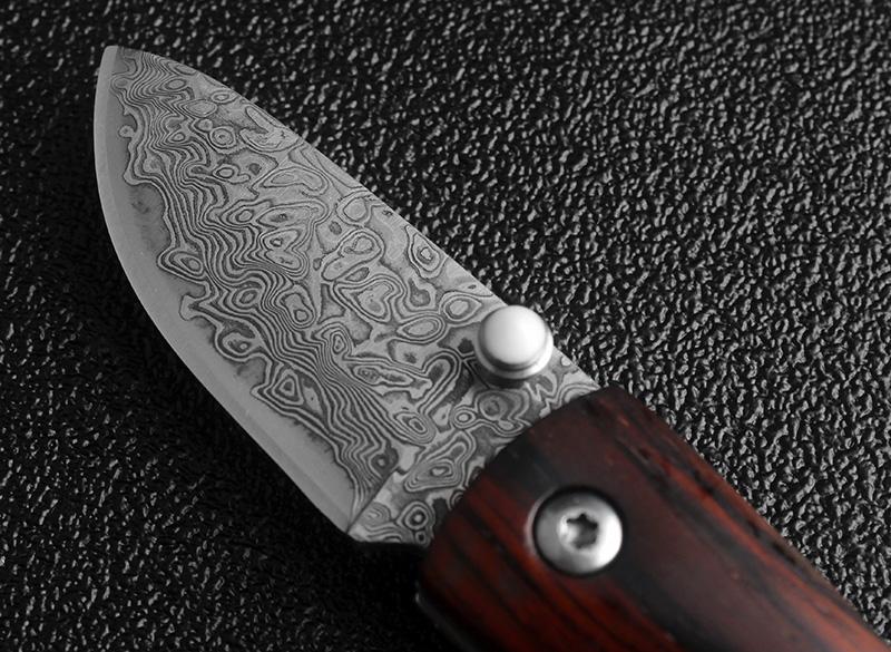 Couteau de Survie Lame Carbone